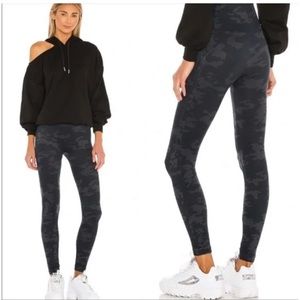 Spanx Look at Me Now High-Waisted Seamless Black Camo Leggings S